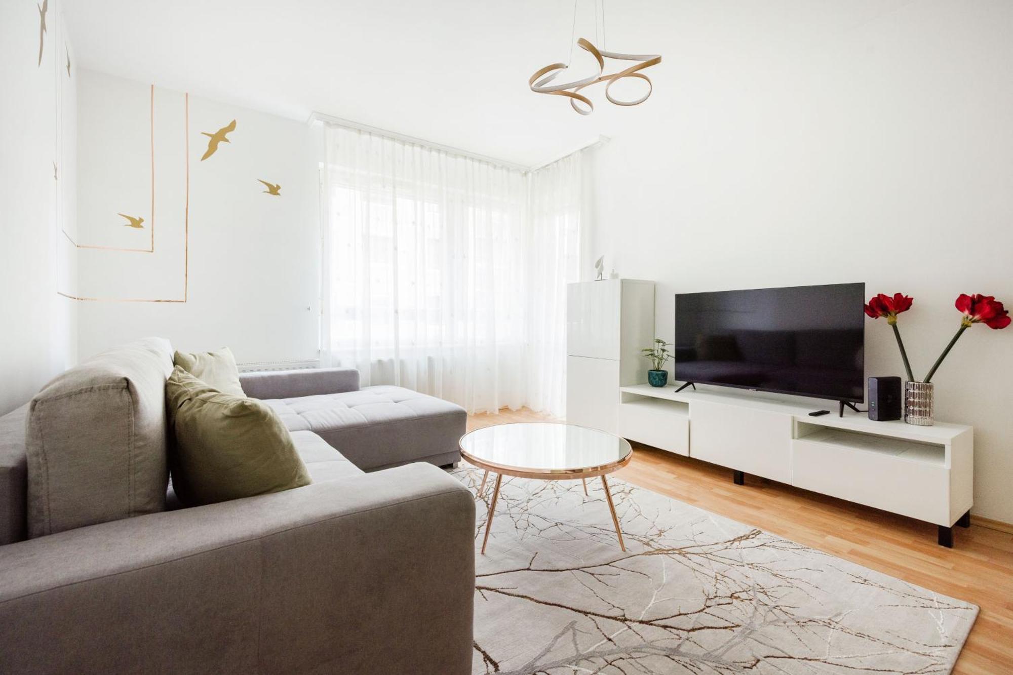 Modern Two-Bedroom Apartment With Free Parking Budapeşte Dış mekan fotoğraf